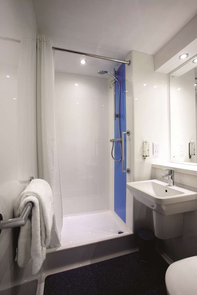 Travelodge Okehampton Whiddon Down Стая снимка