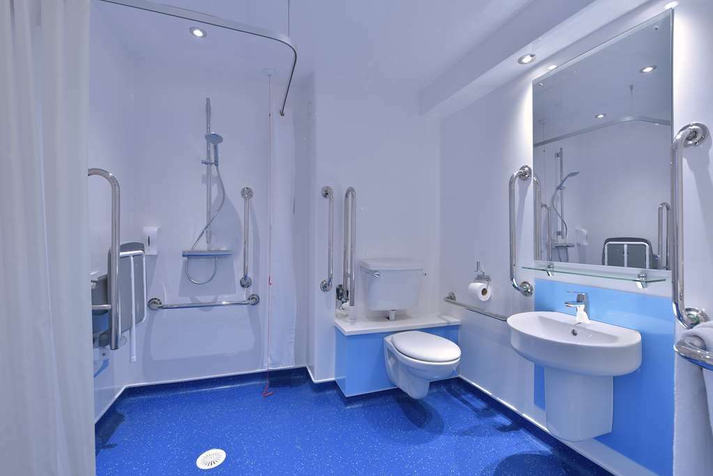 Travelodge Okehampton Whiddon Down Стая снимка